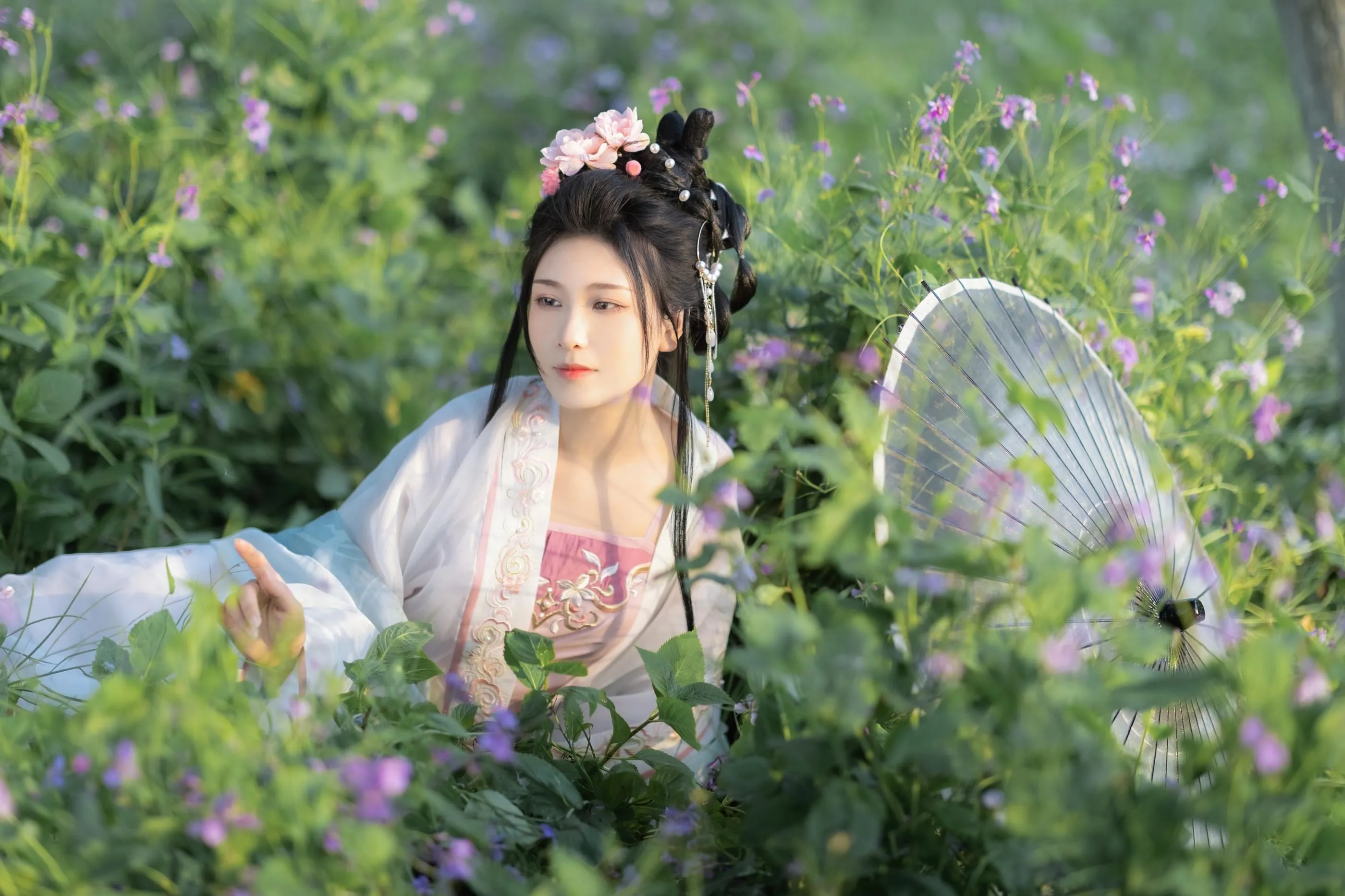 [艺图语] 2022.06.04 花间 阿銧 [34P]插图5